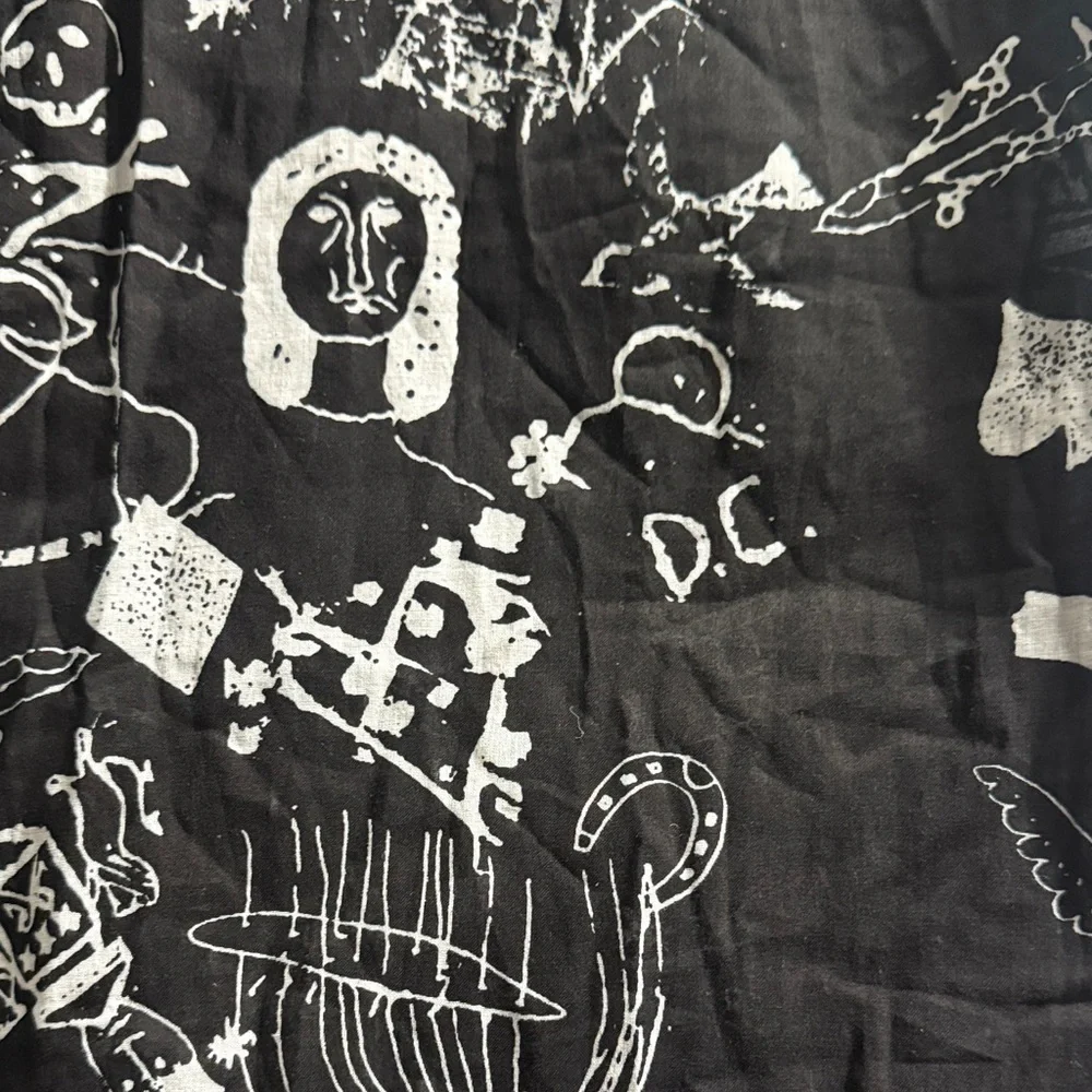 Carven Black and White Patterned‎ Scarf